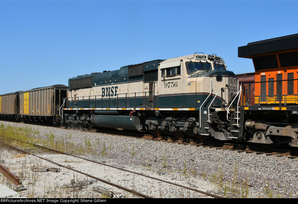 BNSF 9756 Roster shot